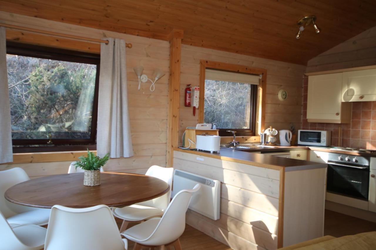 Hartland Hideaway Lodge Woolfardisworthy  Exterior foto